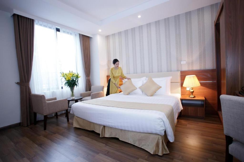 The Embassy Hotel 4*